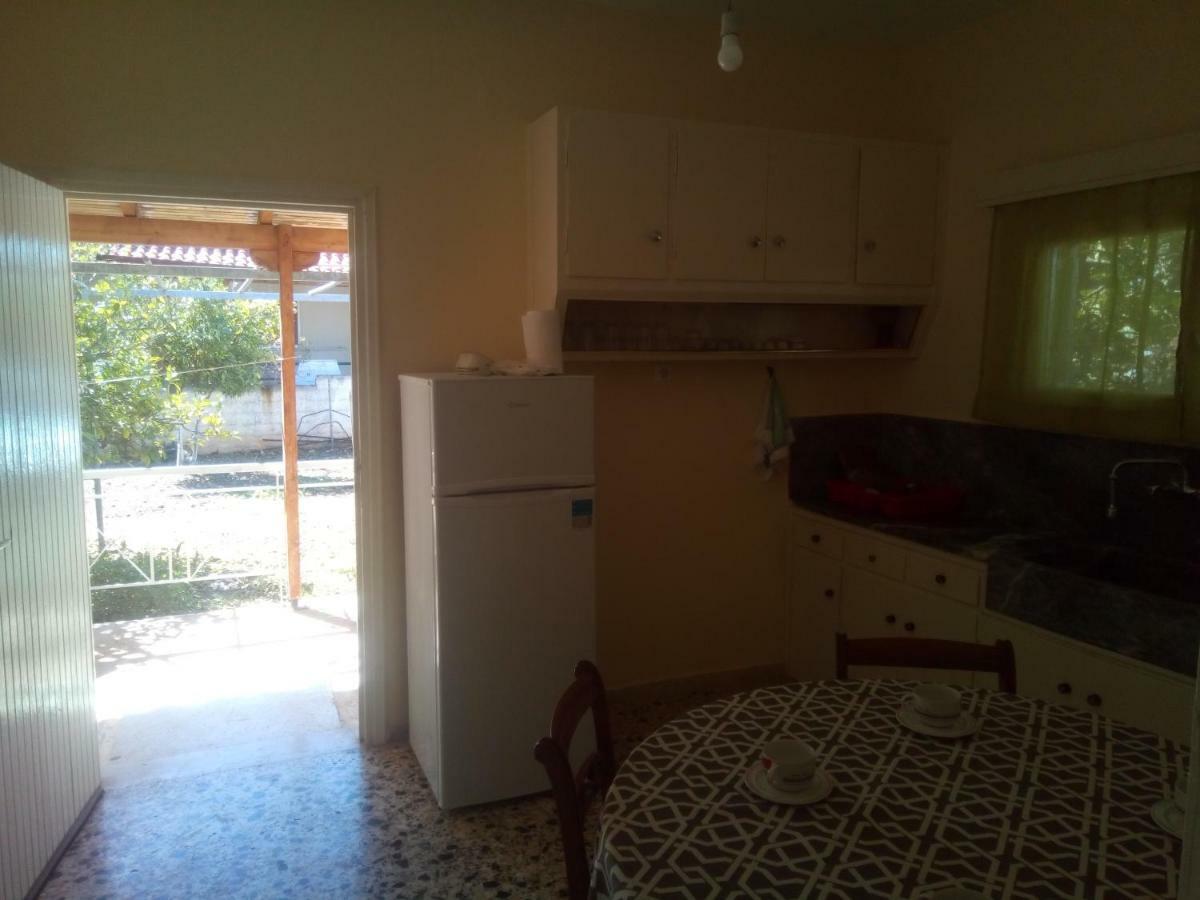 Vangelis House Near Athens Airport Artemida  Buitenkant foto